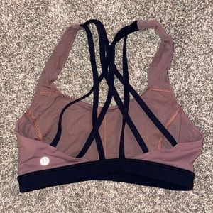 Lululemon sports bra